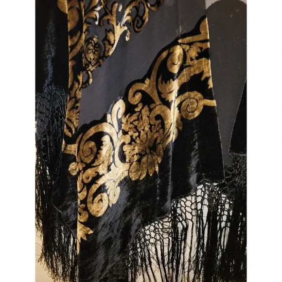 Michelann Original Whimsigoth Shawl Black Gold Burnout Velvet  Fringed Vintage - Picture 4 of 11